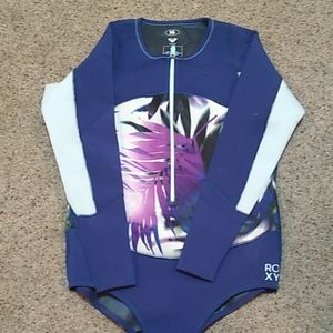 Roxy long sleeve wetsuit